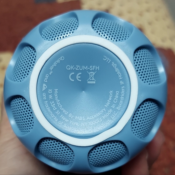 Quiksilver Blue Floral Bluetooth Tumbler - Picture 7 of 8